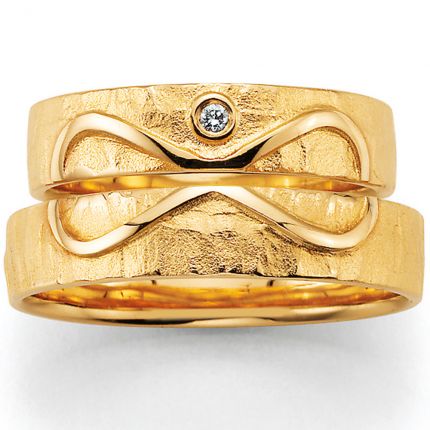 Trauringe Mit Unendlichkeits Symbol Aus Gelbgold Ringladen De