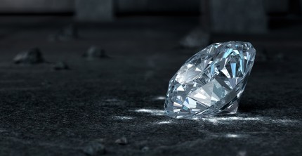 Fluoreszenz bei Diamanten - was Sie wissen sollten!